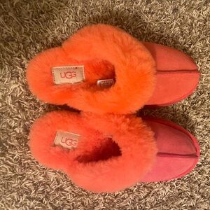 Hot pink fluffy ugg slippers